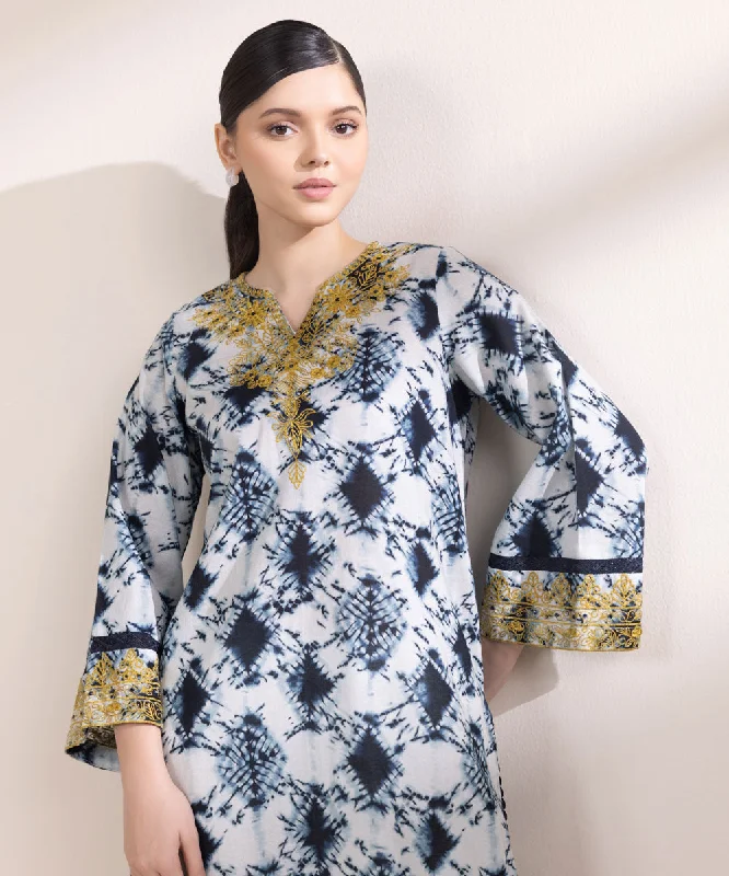 Embroidered Khaddar Shirt-- Front Pockets Side Pockets Patch Pockets