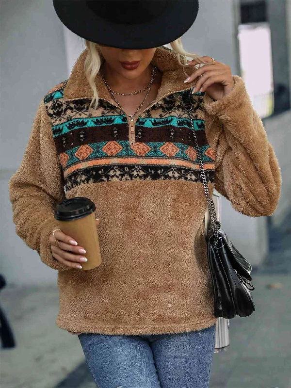 Geometric Quarter-Zip Collared Sweatshirt Hoodie with Pastel Soft Subtle