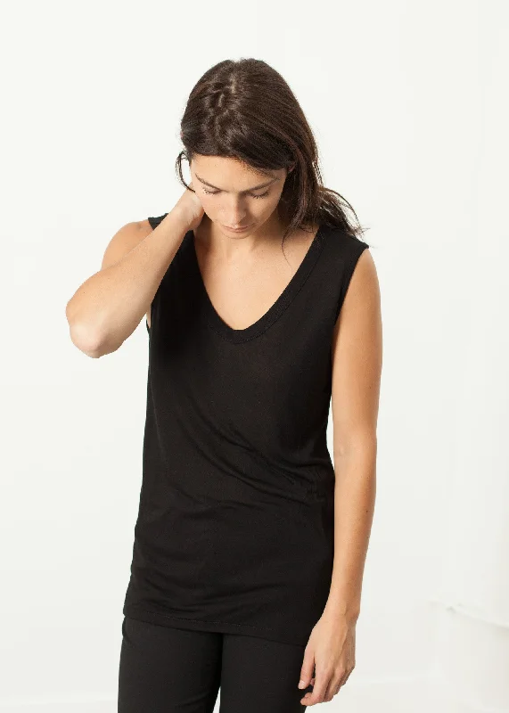 Millenium Tank in Black solid color tank