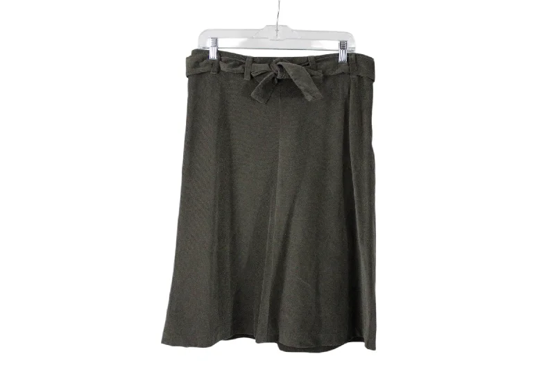 Banana Republic Green Corduroy Skirt | 10 maxi skirt elegant