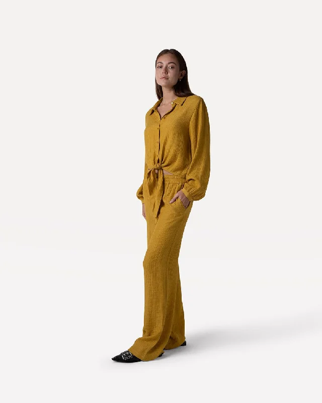Bright gold