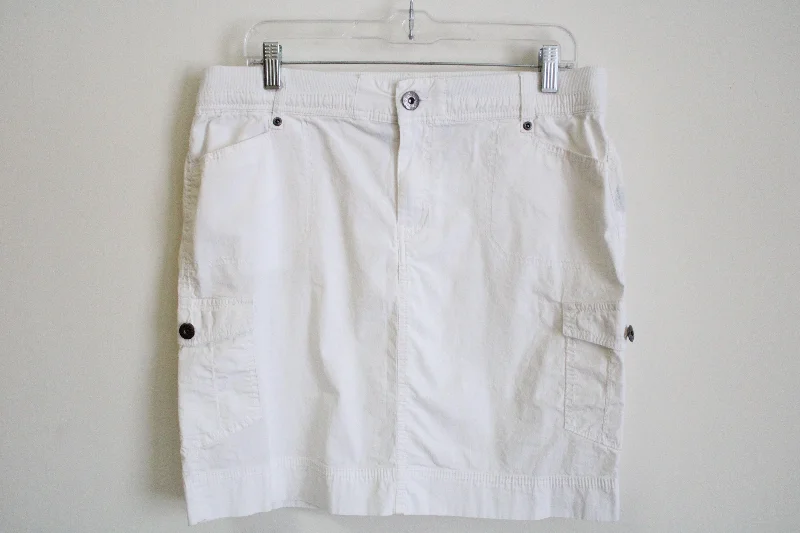 Khakis & Co. White Skirt | 10 corduroy skirt cozy