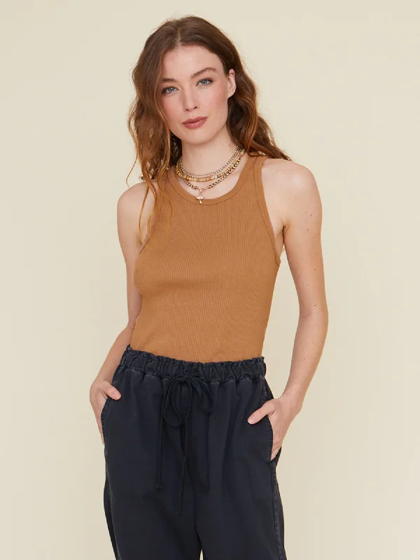 Xirena - Arynn Tank Top in Sand Dune floral tank top