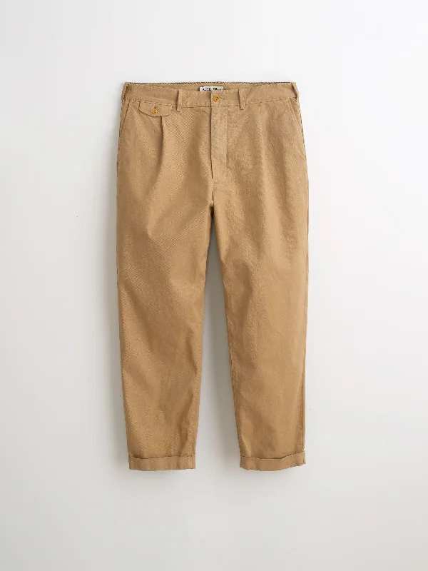 Standard Pleated Pant in Chino High-Waist Jeans