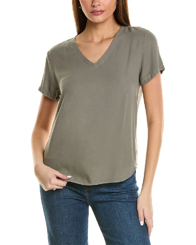 Bella Dahl V-Neck T-Shirt-- Cashmere Blend Cotton Blend Poly Blend